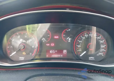 2016 Dodge Dart Sxt z USA, uszkodzony, nr VIN 1C3CDFBB8GD540433